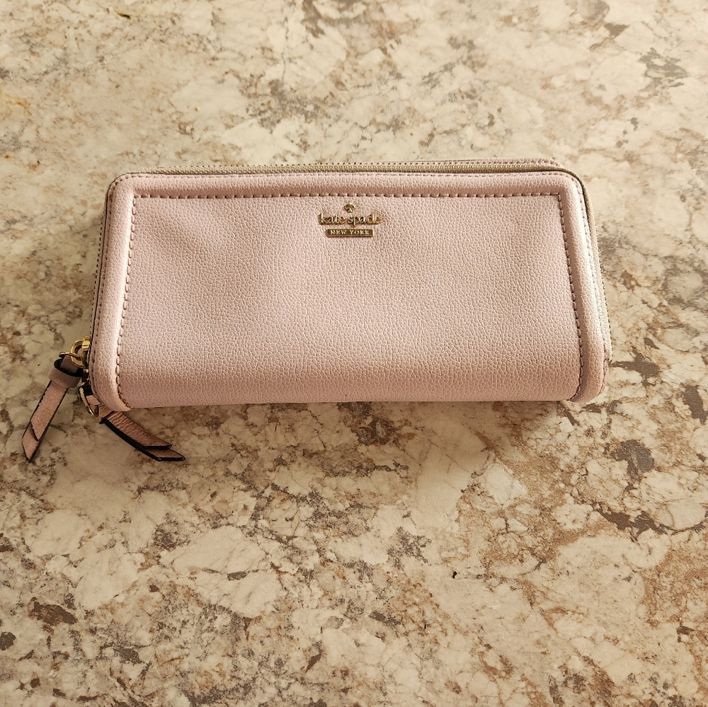 Kate Spade Women's Pink Wallet
